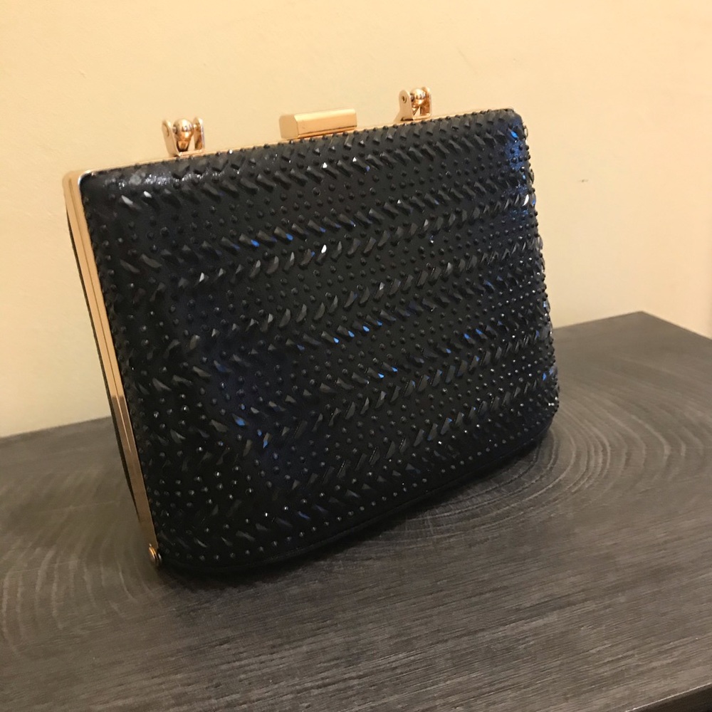 D’margeaux NEW YORK Purse - Picture 1 of 9
